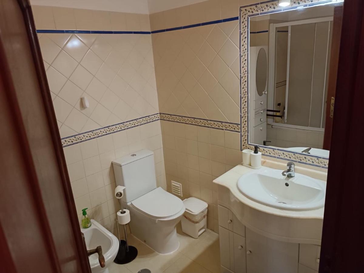 Alojamento Local Familia Coelho Quinta do Conde ภายนอก รูปภาพ